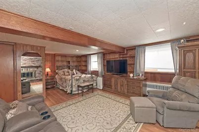 5 Robin Court, Bethpage, NY 11714 - Photo 27