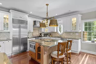 23 Meadow Ln, Westhampton Beach, NY 11978 - Photo 17