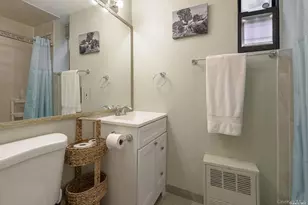 331 Main St, Roslyn, NY 11576 - Photo 13