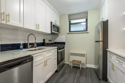 331 Main Street #B, Roslyn, NY 11576 - Photo 11