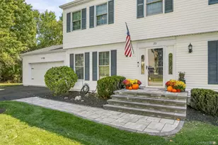 23 Clinton Dr, Washingtonville, NY 10992 - Photo 3