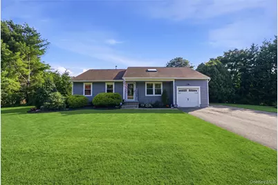 71 Triangle Lane, Calverton, NY 11933 - Photo 7