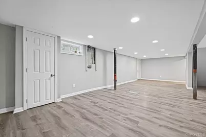 54 Greenway Boulevard, Elmont, NY 11003 - Photo 29