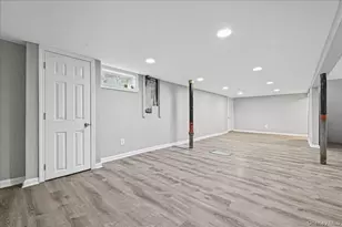 54 Greenway Blvd, Elmont, NY 11003 - Photo 29