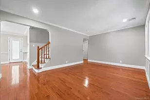 54 Greenway Blvd, Elmont, NY 11003 - Photo 5