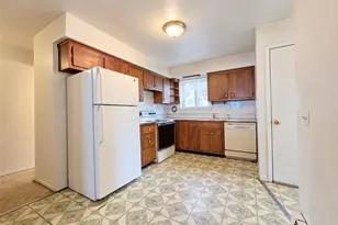 90 Robinwood Dr, Mastic Beach, NY 11951 - Photo 5