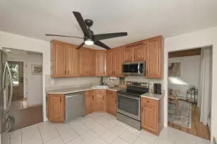 10 Cathy Ct, Northport, NY 11768 - Photo 13