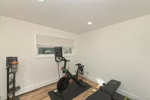 10 Cathy Ct, Northport, NY 11768 - Photo 35