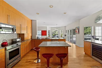 16 Willowood Court, Westhampton, NY 11977 - Photo 9