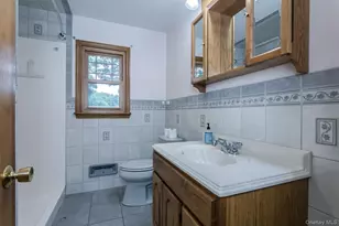 8 Crescent Ave, Warwick, NY 10990 - Photo 15