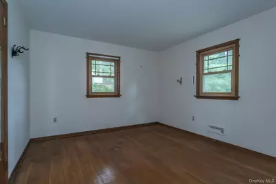 8 Crescent Avenue, Warwick, NY 10990 - Photo 11