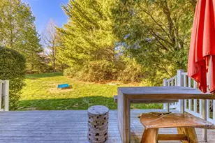 36 Kensington Cir, Manhasset, NY 11030 - Photo 25