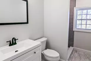 13 Woodland Ln, Huntington, NY 11743 - Photo 11
