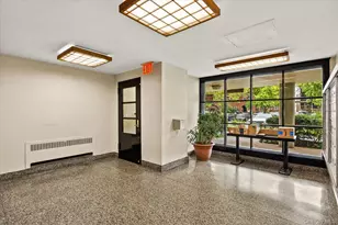 33-34 Crescent St, Astoria, NY 11106 - Photo 21