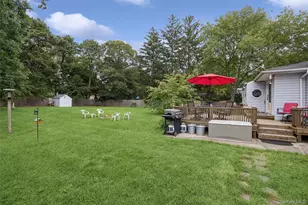 43 Columbus Ave, Brentwood, NY 11717 - Photo 19