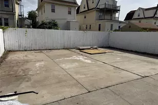 5-40 Beach 67th St, Arverne, NY 11692 - Photo 17