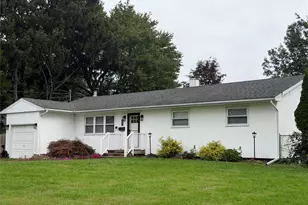 33 Jarvin Rd, Port Jefferson Station, NY 11776 - Photo 3
