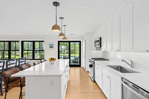 60 Franklin Ave, Quiogue, NY 11978 - Photo 7