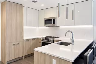 131-03 40th Rd, Flushing, NY 11354 - Photo 3