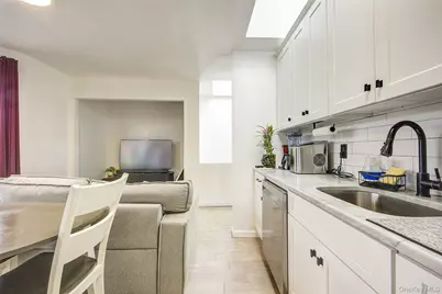 75-07 95th Avenue, Ozone Park, NY 11416 - Photo 15