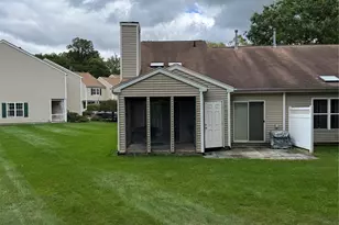 11 Rambling Brook, Poughkeepsie, NY 12601 - Photo 3