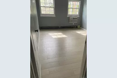 502 Towne House Village, Hauppauge, NY 11749 - Photo 9