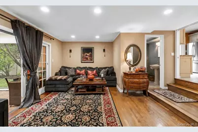 3 Jerold Street, Plainview, NY 11803 - Photo 13