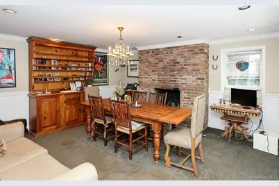80 E Broadway, Roslyn, NY 11576 - Photo 11