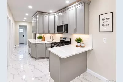 628 Leland Avenue, Bronx, NY 10473 - Photo 11