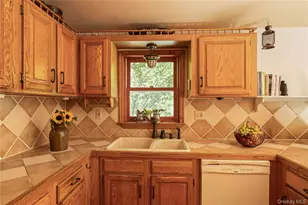 50 Hoefer Rd, Red Hook, NY 12571 - Photo 7