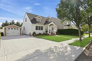 67 Raff Ave, Mineola, NY 11501 - Photo 3