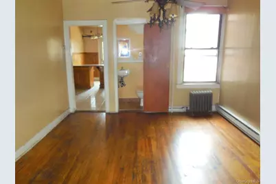 25-53 McIntosh Street, East Elmhurst, NY 11369 - Photo 7