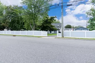 1369 N Clinton Ave, Bay Shore, NY 11706 - Photo 35