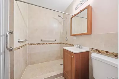 11535 197th Street, Saint Albans, NY 11412 - Photo 11