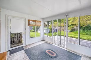 3 Gale Rd, Oakdale, NY 11769 - Photo 19
