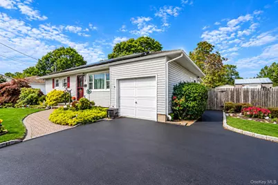 3 Gale Road, Oakdale, NY 11769 - Photo 3