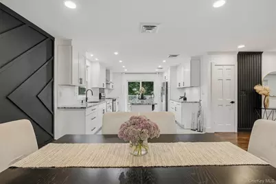 104 S Airmont Road, Suffern, NY 10901 - Photo 7