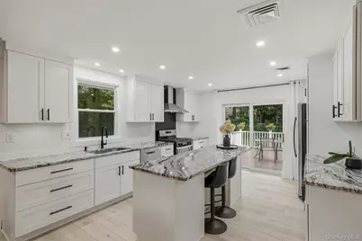 104 S Airmont Road, Suffern, NY 10901 - Photo 11