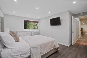 7 Granada Crescent, White Plains, NY 10603 - Photo 15