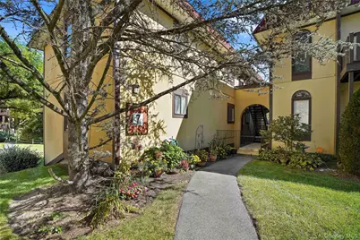 7 Granada Crescent #2, White Plains, NY 10603 - Photo 1