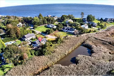 81 Oak Road, Bayport, NY 11705 - Photo 3