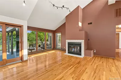 6 Flower Road, Hopewell Junction, NY 12533 - Photo 5