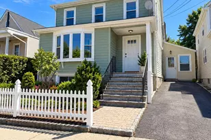 249 N MacQuesten Pkwy, Mount Vernon, NY 10550 - Photo 1