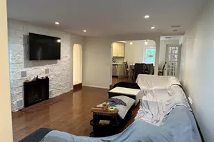 1385 Gardiner Dr, Bay Shore, NY 11706 - Photo 11