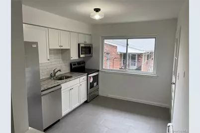 810 Blooming Grove Turnpike #94, New Windsor, NY 12553 - Photo 7