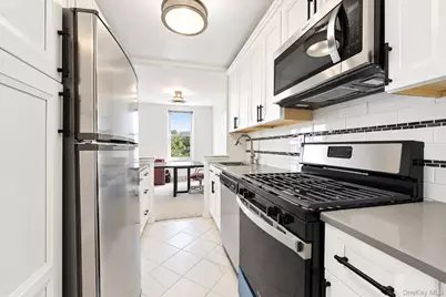 245 Rumsey Road #8R, Yonkers, NY 10701 - Photo 13
