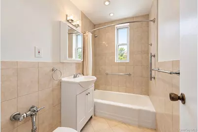 245 Rumsey Road #8R, Yonkers, NY 10701 - Photo 17