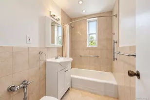 245 Rumsey Rd, Yonkers, NY 10701 - Photo 17