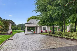 36 Stonehill Dr S, Manhasset, NY 11030 - Photo 35