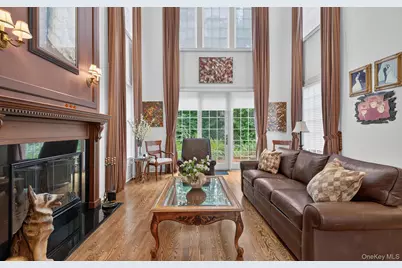 36 Stone Hill Drive S, Manhasset, NY 11030 - Photo 5